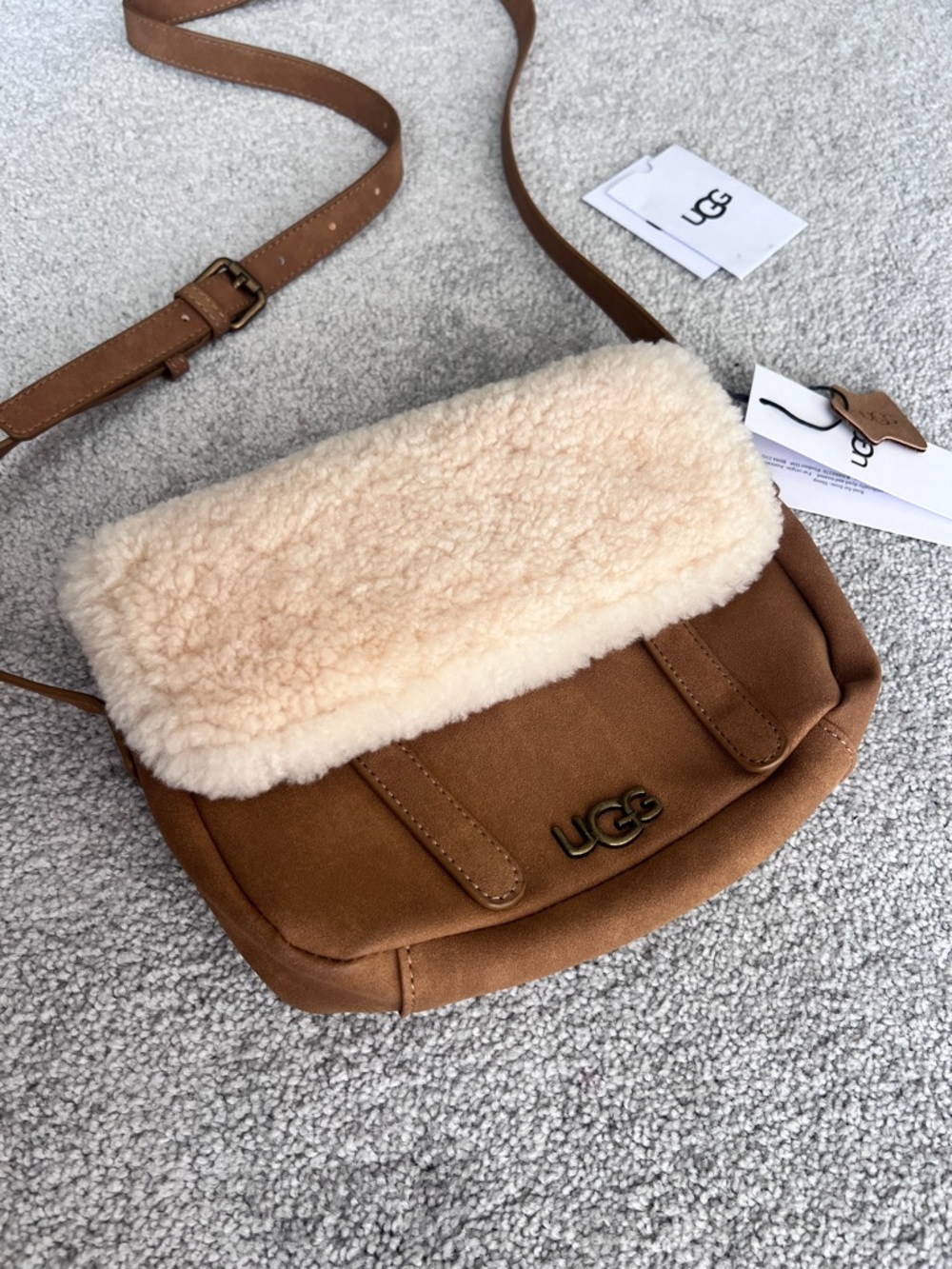 🤎 Authentic UGG Dalton Crossbody Sheepskin Leather Bag – Chestnut / Natural